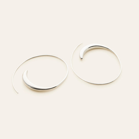 Asymmetric hoops - silver