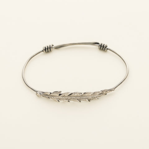 Feather bracelet - silver