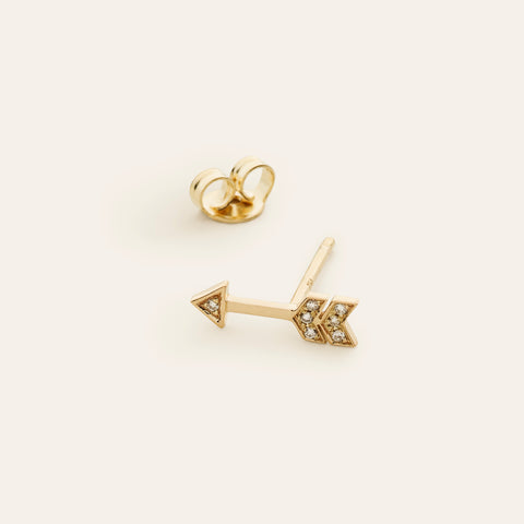 Arrow earring - 18k gold with diamonds